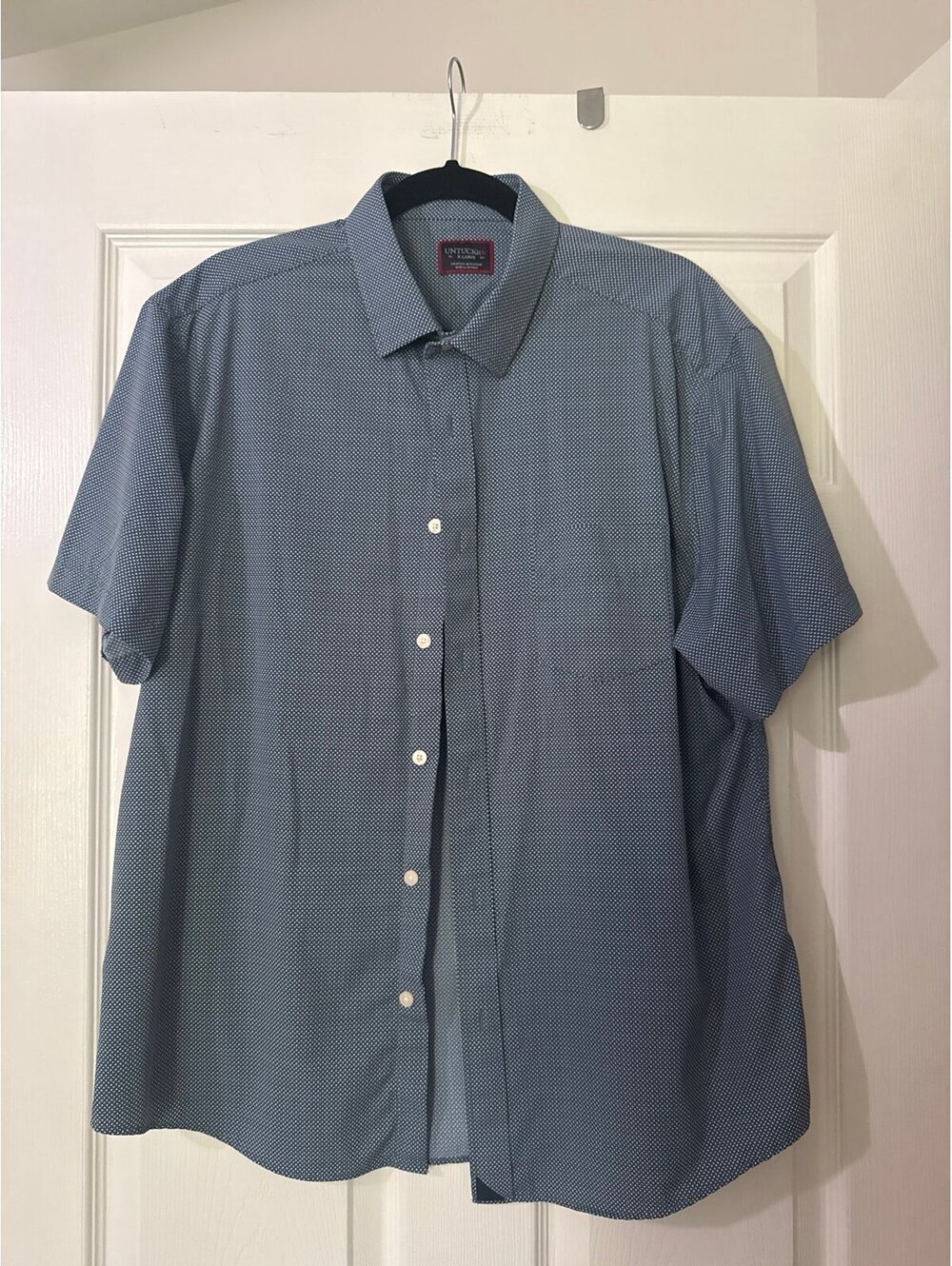 Untuckit Men’s Short Sleeve Blue & White Button Front Shirt XL
